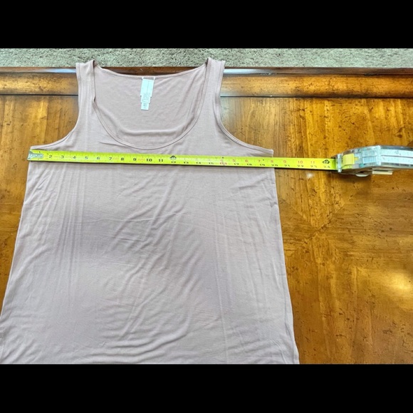 💗💗MARLA WYNNE LAYERS TANK TOP💗💗 - Picture 7 of 12